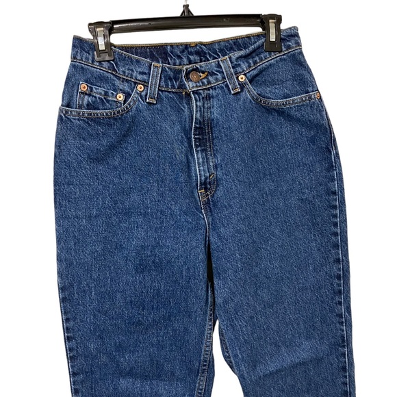 Vintage Levi's 512 Slim Fit Tapered Leg Jeans - Picture 2 of 8